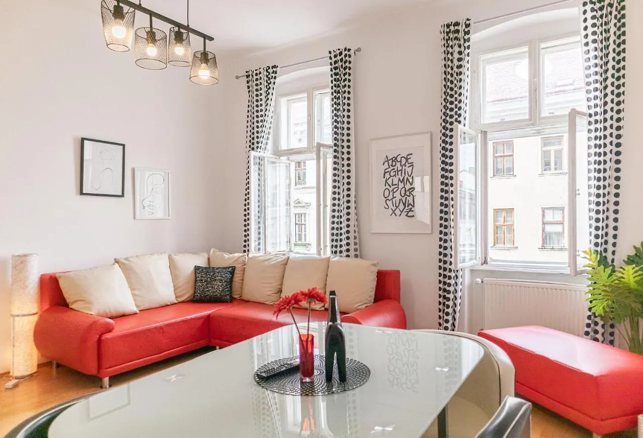 Typical 2Br Viennese Apartment Wiener Stadthalle