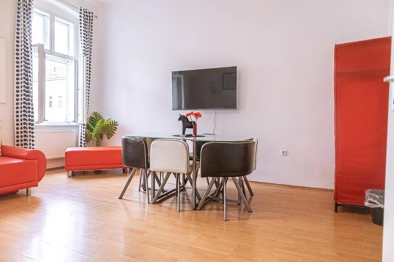 Typical 2Br Viennese Apartment Wiener Stadthalle