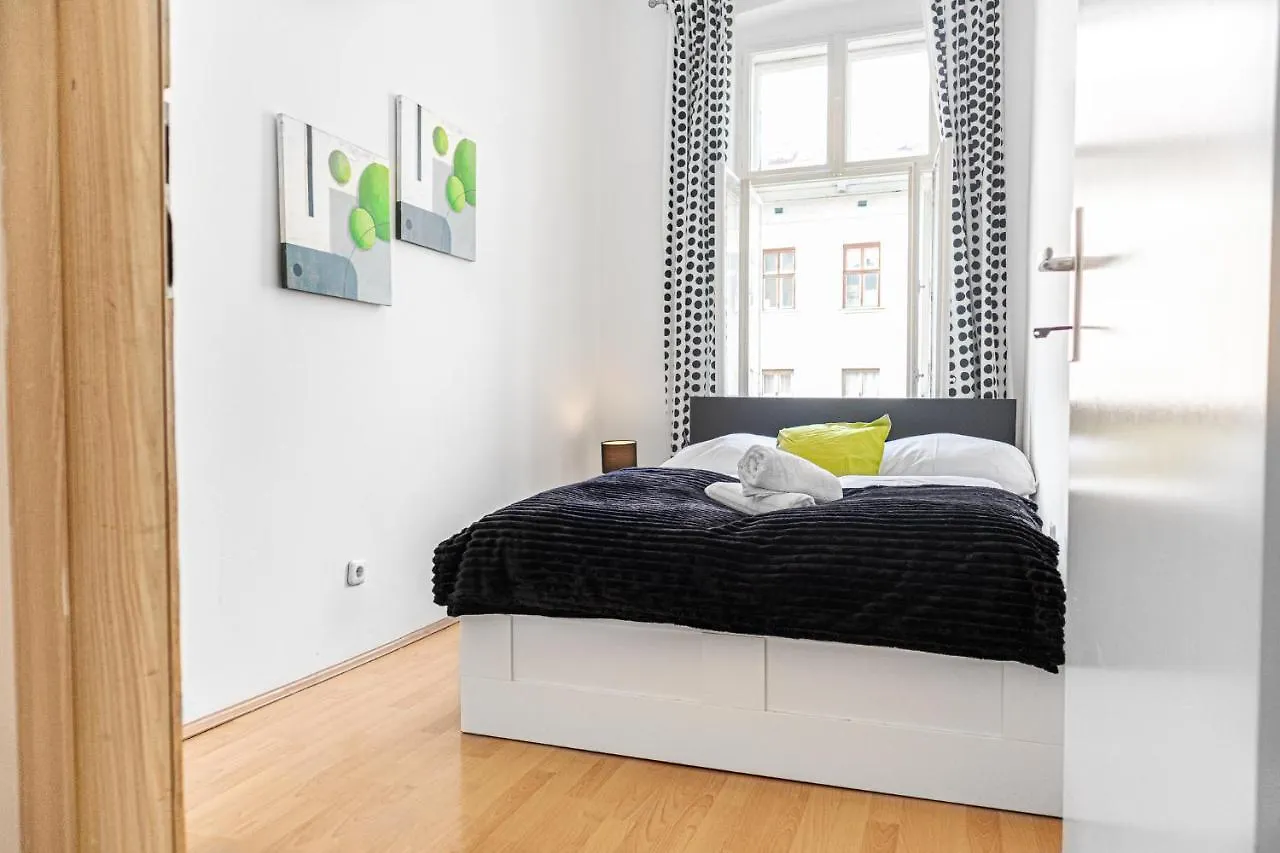 Typical 2Br Viennese Apartment Wiener Stadthalle Austria